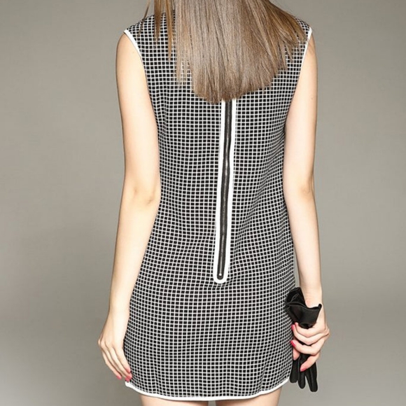VICKY AND LUCAS Sleeveless Black/White Grid Sheath Dress - Picture 3 of 8